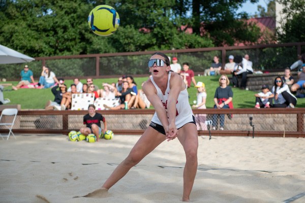 Ashley Vincent during a game against San Jose State University at Stanford Beach Volleyball Stadium on April 18. Vincent served as the team captain this past season. (Photo: SUPRIYA LIMAYE/ISI Photos)