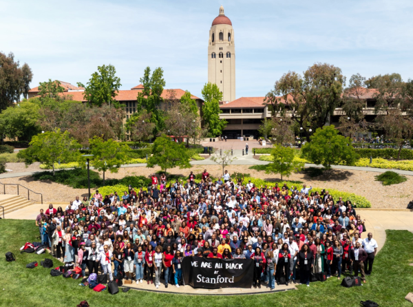 Members of the Stanford Black community pose for a photo at Meyer Green. (Courtesy of Erica Dennings)
