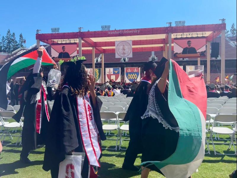 Google CEO addresses graduates amid student walkout 1 Google CEO addresses graduates amid student walkout