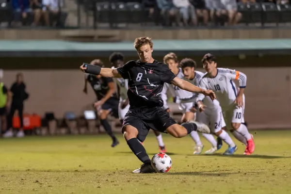 Jack Pymm shoots the ball during a game against the University of California, Davis at Maloney Field at Laird Q. Cagan Stadium on Aug. 30. Pymm has five goals so far in his sophomore season. (Photo: MACIEK GUDRYMOWICZ/ISI Photos)