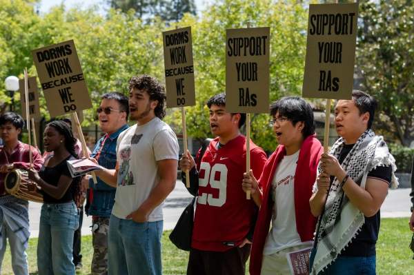 Stanford RAs will no longer vote for official recognition as a labor union (Photo: TOBY SHIAO/The Stanford Daily)