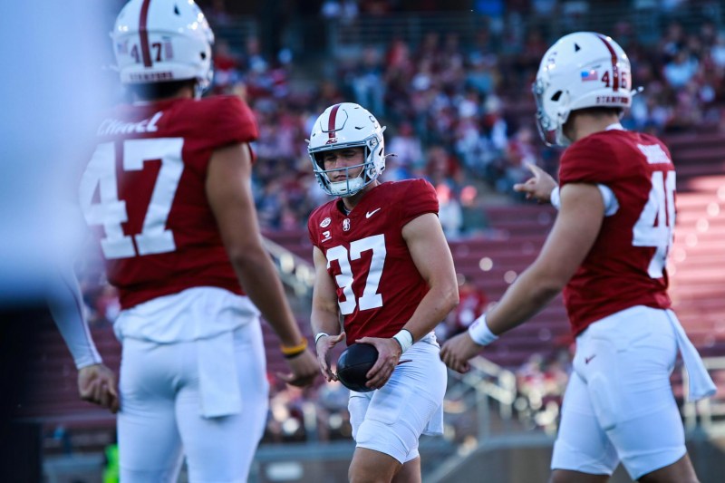 Micah Ford ties record as Stanford cruises past Elon 14 Micah Ford ties record as Stanford cruises past Elon