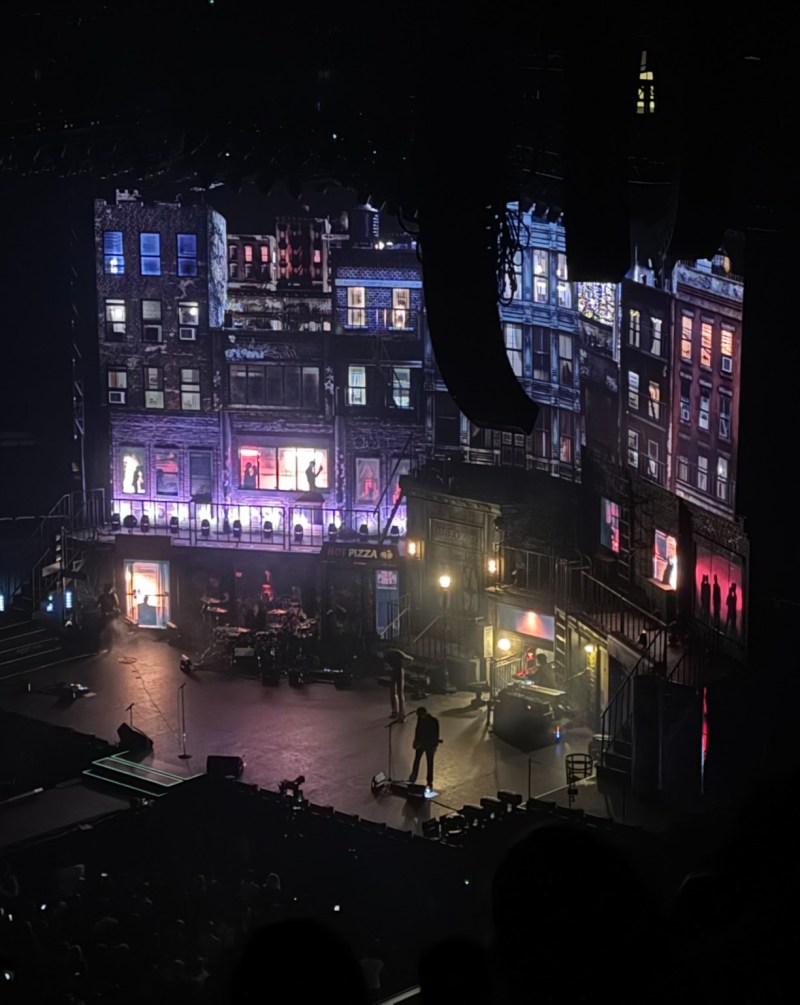 ‘I feel like I’m in New York right now’: sombr transforms the Bay into the Lower East Side 3 ‘I feel like I’m in New York right now’: sombr transforms the Bay into the Lower East Side